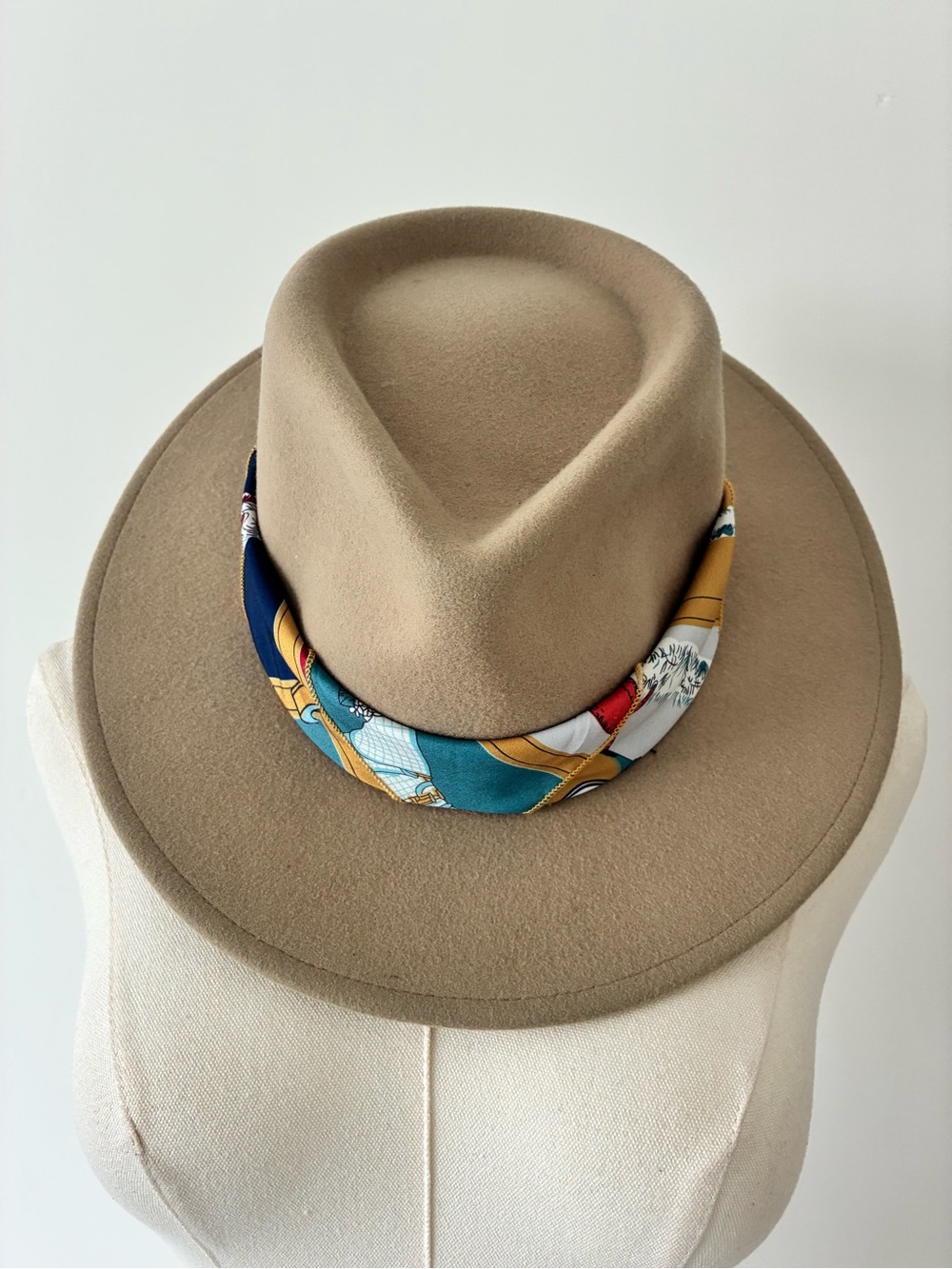 Wyeth Taupe Wool Hat with Multicolor Scarf Band